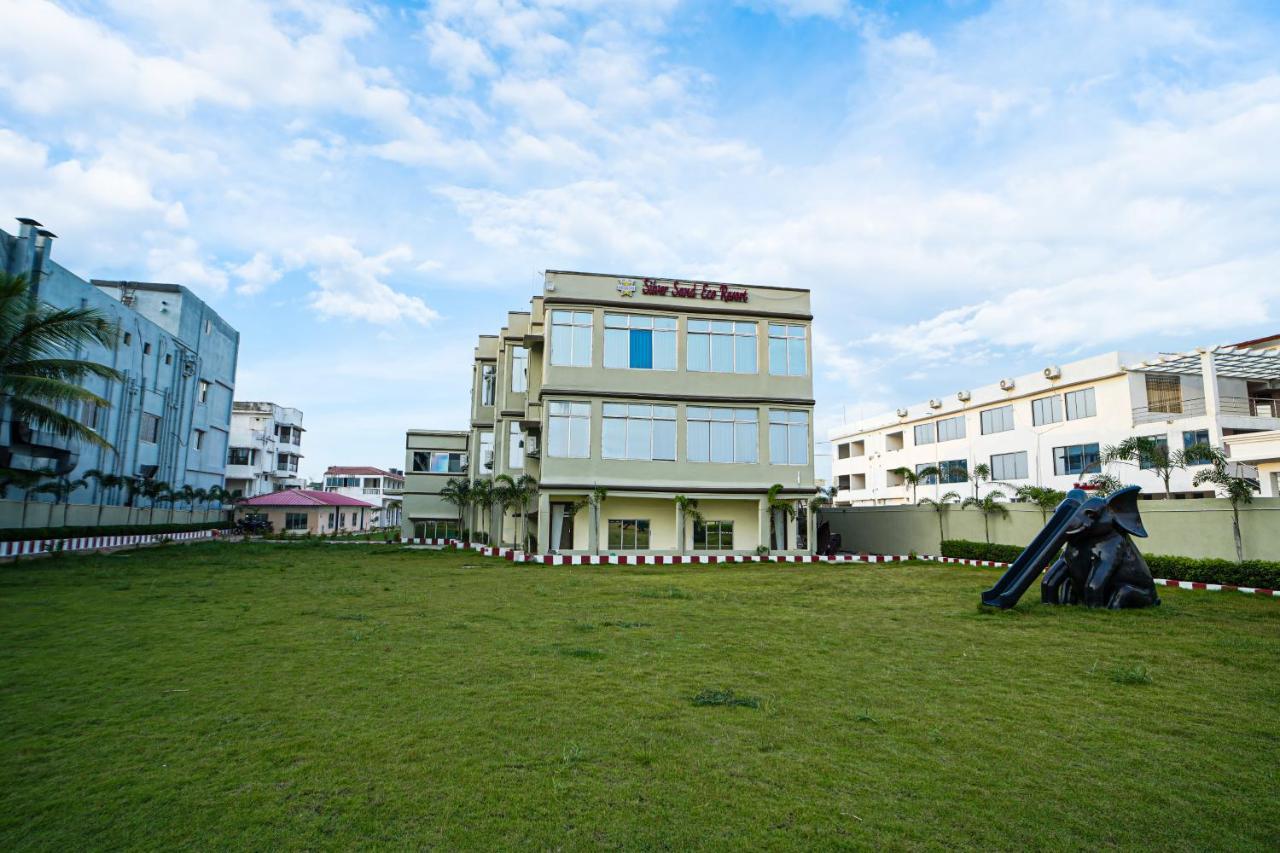 Silver Sand Eco Resort !! Beachfront !! With Biggest Pool And Huge Open Area !! Ideal For Weddings !! Couple Friendly !! Mandarmani Exterior photo