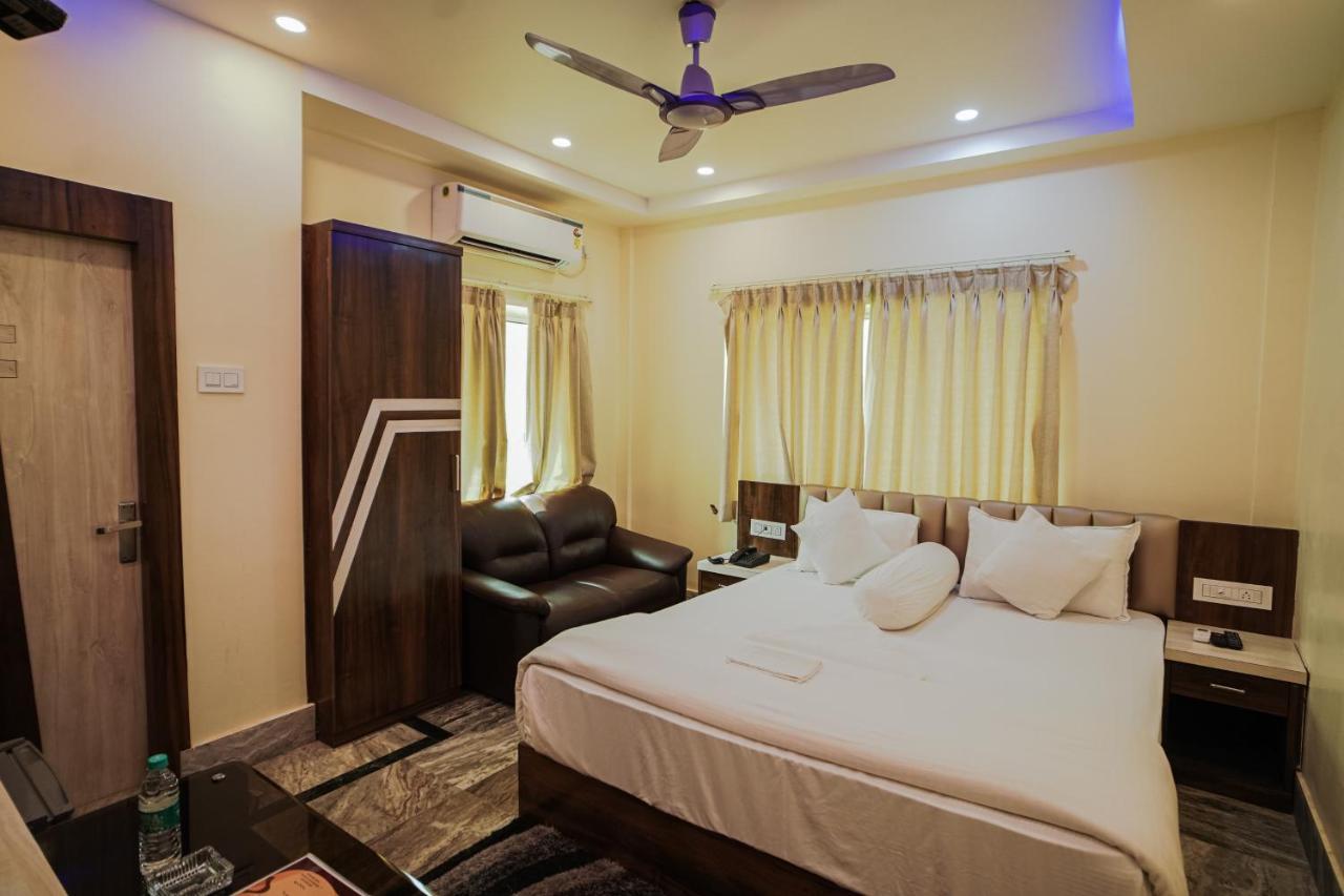 Silver Sand Eco Resort !! Beachfront !! With Biggest Pool And Huge Open Area !! Ideal For Weddings !! Couple Friendly !! Mandarmani Exterior photo