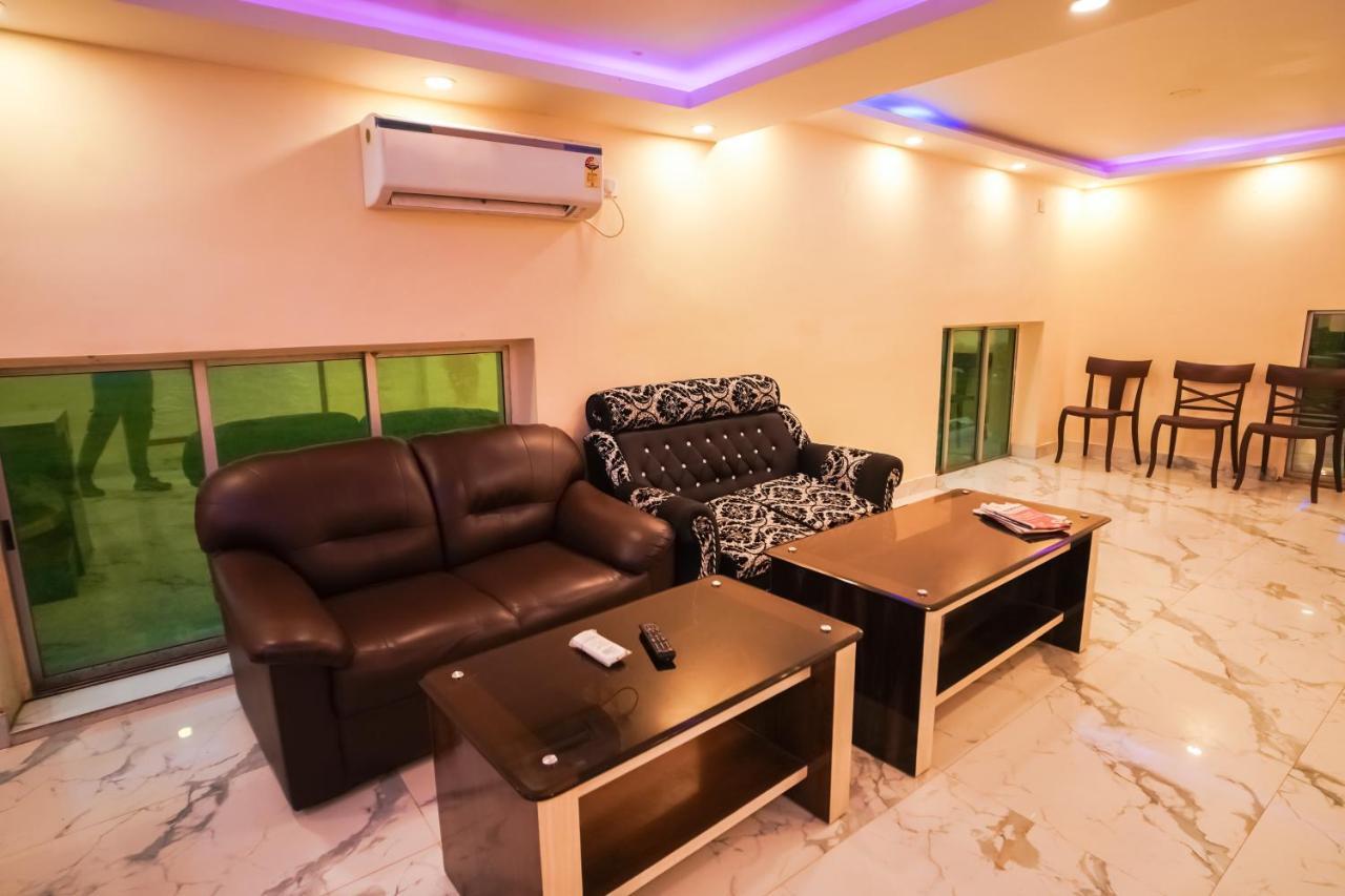 Silver Sand Eco Resort !! Beachfront !! With Biggest Pool And Huge Open Area !! Ideal For Weddings !! Couple Friendly !! Mandarmani Exterior photo