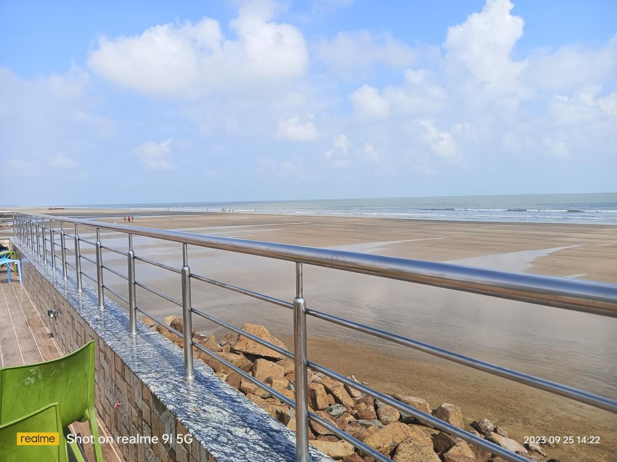 Silver Sand Eco Resort !! Beachfront !! With Biggest Pool And Huge Open Area !! Ideal For Weddings !! Couple Friendly !! Mandarmani Exterior photo