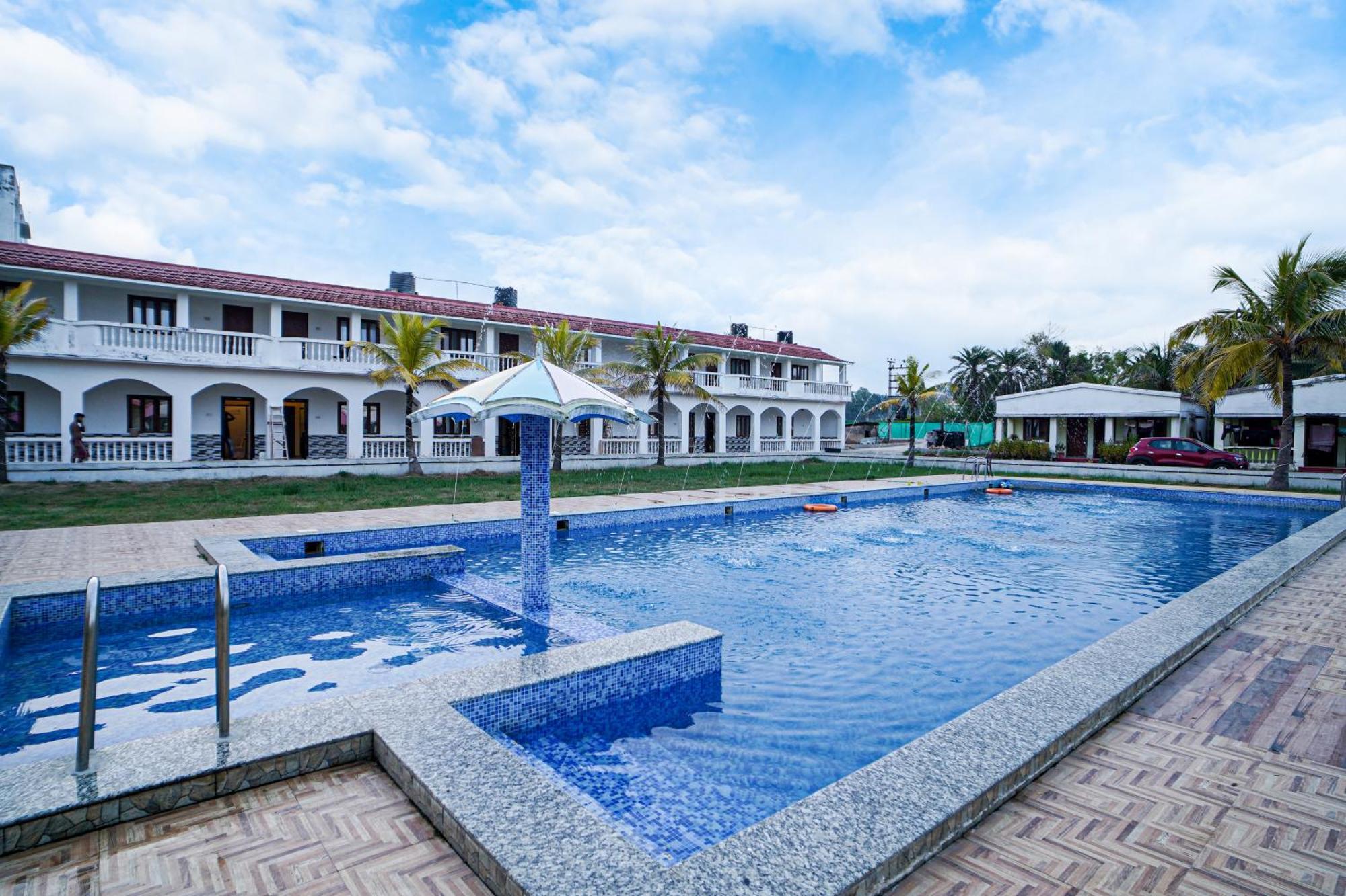 Silver Sand Eco Resort !! Beachfront !! With Biggest Pool And Huge Open Area !! Ideal For Weddings !! Couple Friendly !! Mandarmani Exterior photo